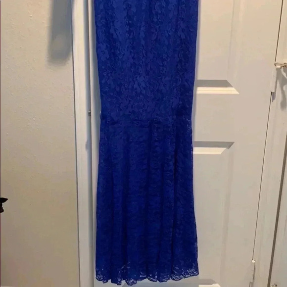 Royal Blue Lace Maxi Dress - Picture 3 of 5